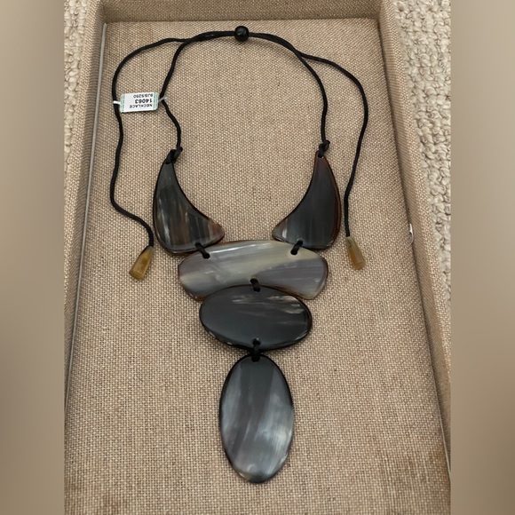$285 NEW Natural Buffalo Horn Statement Necklace ~ Boho Chic!🌺 - Picture 5 of 5
